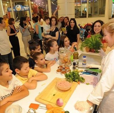 H Chicco «σέρβιρε» το πρώτο Chiccoγευματάκι!