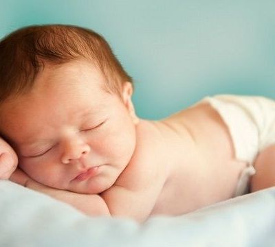 Πώς να κάνετε το βρέφος να είναι πιο ήρεμο μετά τον τοκετό