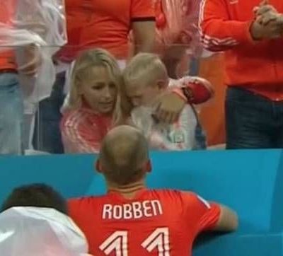 Μουντιάλ 2014: Η στιγμή που ο γιος του Ρόμπεν συγκίνησε τον πλανήτη! (video)