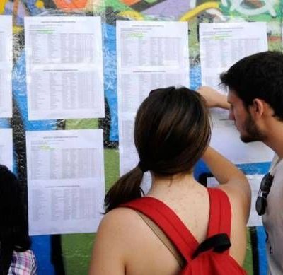 Βάσεις 2014: Εκτόξευση έως και 700 μόρια σε περιζήτητες σχολές