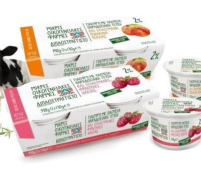 Μικρές οικογενειακές φάρμες Δέλτα διπλοστραγγιστό γιαούρτι με επιλεγμένα ελληνικά φρούτα