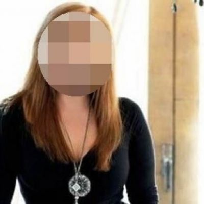 Ποια διάσημη μαμά περιμένει τον γιο της στο μπαλκόνι;