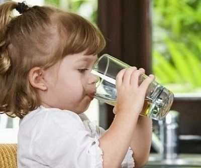 Η σημασία της ενυδάτωσης για τα παιδιά. Από τη διατροφολόγο Ευσταθία Παπαδά