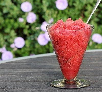 Το παιδί μου λερώθηκε με γρανίτα. Πώς βγαίνει ο λεκές;