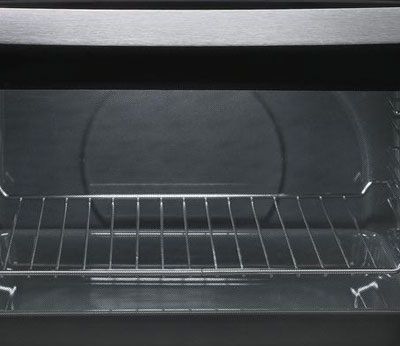 Δε θα πιστέψετε με τι μπορείτε να καθαρίσετε το φούρνο!