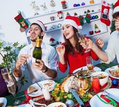 Τι να κάνω για να μην πάρω βάρος τα Χριστούγεννα; Από τη διατροφολόγο Ευσταθία Παπαδά