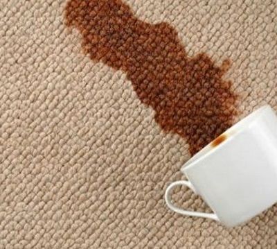 Έπεσε καφές στο χαλί και στα ρούχα μου! Η λύση βρίσκεται στο…