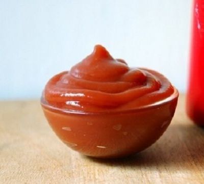 Λεκές από κέτσαπ! Δεν πάει ο  νους σας πώς βγαίνει!