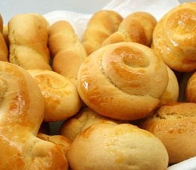 Συνταγή για τα πιο νόστιμα κι εύκολα πασχαλινά κουλουράκια!