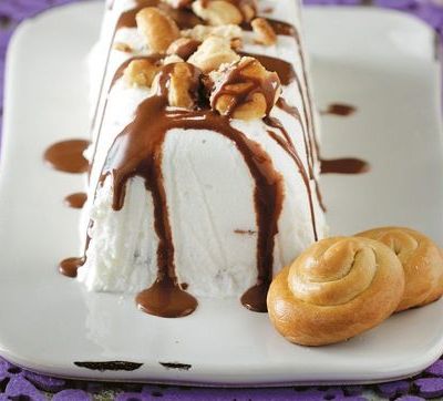 Σεμιφρέντο βανίλια με κομματάκια σοκολάτας και κουλουράκια!