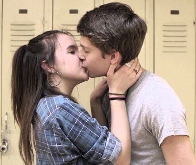 Πώς ενημερώνουμε ένα αγόρι για την πρώτη του σεξουαλική επαφή;