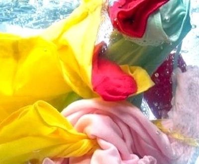 Αυτό είναι το κόλπο για να φύγει ο λεκές από ιδρώτα!