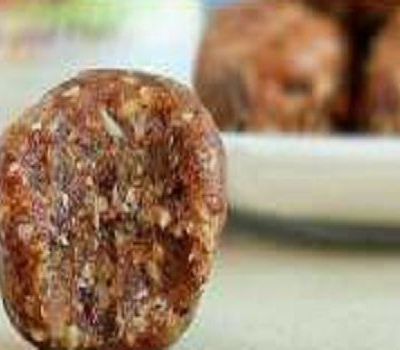 Συνταγή για πεντανόστιμες τρούφες καρύδας με δύο υλικά!