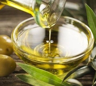 Έτσι θα εξαφανίσετε το λεκέ από λάδι σε λιγότερο από 10 λεπτά!