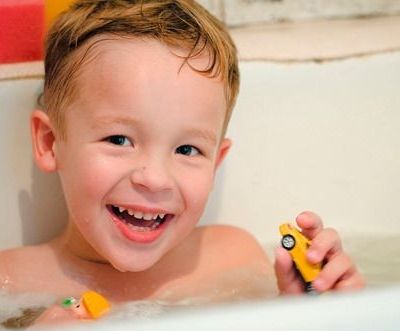 «Πώς θα καταλάβω ότι το πέος του παιδιού μου είναι φυσιολογικό;»