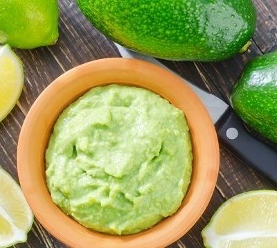 Γιατί πρέπει να βάλετε το αβοκάντο στη διατροφή σας και τη διατροφή του παιδιού σας!