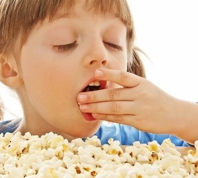 «Το παιδί μου ζητάει συνεχώς φαγητό; Είναι φυσιολογικό;»