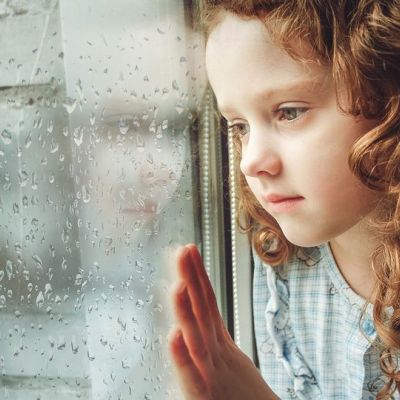 Διαχείριση του θανάτου ενός αγαπημένου προσώπου: Πώς το λέμε στα παιδιά;