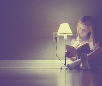 Ο λόγος που πρέπει να διαβάζουμε στα παιδιά βιβλία