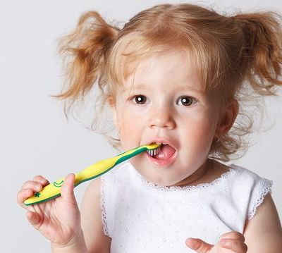 Ένας ύπουλος εχθρός των παιδιών: ζάχαρη και τερηδόνα