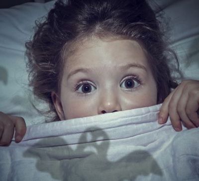 «Έλα τώρα, μεγάλο παιδί και φοβάσαι;» -  Εάν λέτε αυτή τη φράση στο παιδί σας, ξανασκεφτείτε το