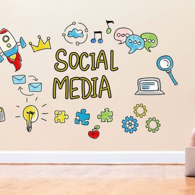 Instagram και παιδιά. Τι λένε οι ειδικοί;