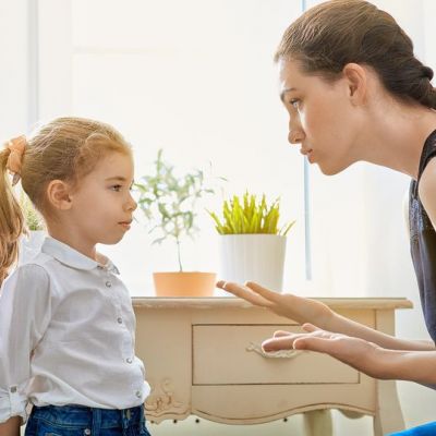 Πέντε πράγματα που δεν πρέπει να πείτε ποτέ στα παιδιά σας