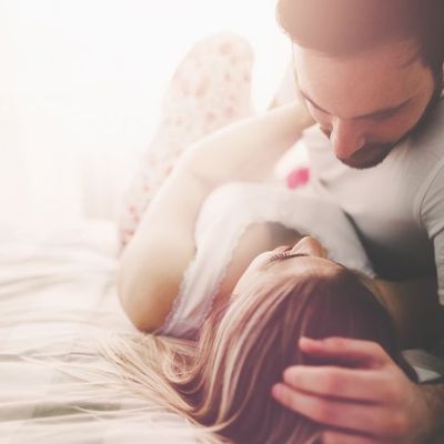 Οι κατάλληλες στάσεις του σεξ, για σύλληψη (vid)