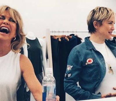 H Kate Hudson δημοσίευσε μια φωτογραφία με αμφίσημο νόημα. Τι εννοεί;