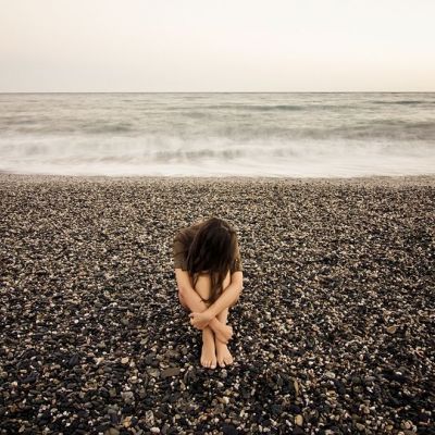 Κατάθλιψη: το μελαγχολικό συναίσθημα που λίγο-πολύ όλοι νιώθουμε