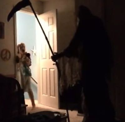 Ο χειρότερος «εφιάλτης» την περίμενε πίσω από την κλειστή πόρτα - Δείτε τι αντίκρισε