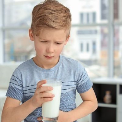 Δυσανεξία στη λακτόζη: Τί πρέπει να γνωρίζουν οι γονείς;