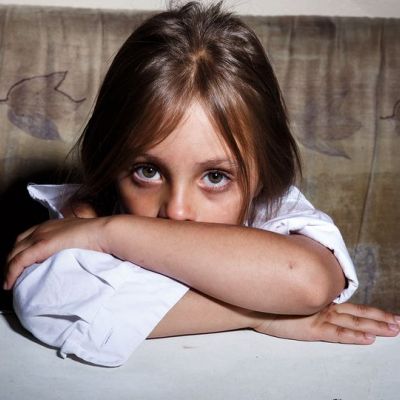 Παιδική κακοποίηση: Σημάδια που θα σας βοηθήσουν να την αναγνωρίσετε