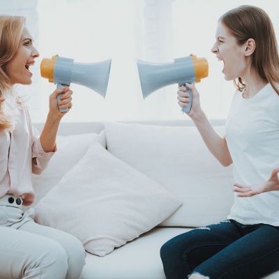 Μπορούμε να διαπαιδαγωγούμε το παιδί μας χωρίς την αυστηρότητα του παρελθόντος;