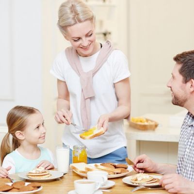 Ταχίνι: Ποια η διατροφική του αξία και πώς θα το εντάξουμε στη διατροφή μας;