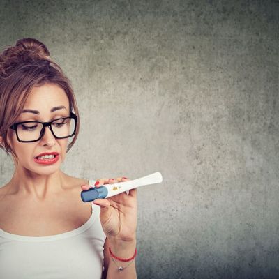 Μαθήματα ζωής: Πώς επηρεάζεται η ζωή μιας γυναίκας όταν προσπαθεί να κάνει παιδί (vid)