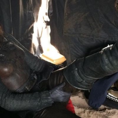 Η διάσημη ηθοποιός του Game of Thrones μας δείχνει τον αγώνα του θηλασμού ανάμεσα στα γυρίσματα