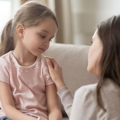 Το παιδί μου δεν μου μιλάει. Πώς θα το κάνω να «ανοιχτεί»;