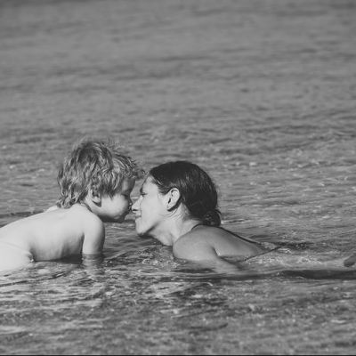 Φέτος το καλοκαίρι παίξτε με το παιδί σας, εξελίξτε τις βουτιές σας & κυνηγήστε τον λουκουματζή