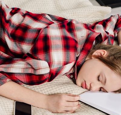 Έφηβοι και ύπνος: Πόσο κοστίζει στον έφηβο η στέρηση ύπνου;