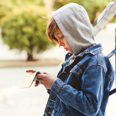 Ό,τι ήξερες για την εφηβεία άλλαξε - Πότε αρχίζει και πότε τελειώνει