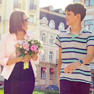 Πώς να διαχειριστούμε τον «έρωτα» του παιδιού μας για το δάσκαλο/δασκάλα;