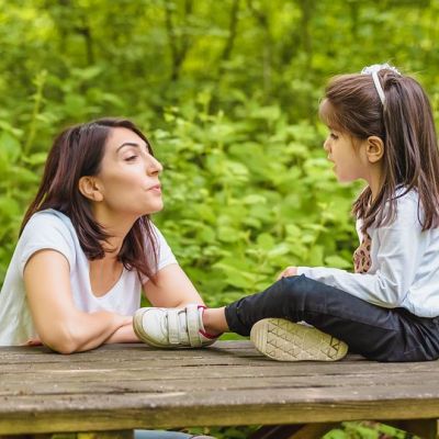 Υιοθεσία: Πρέπει να πω στο παιδί μου ότι είναι υιοθετημένο;