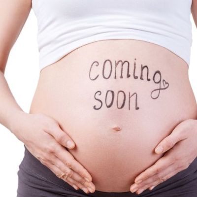 Πώς θα ξέρω ότι ήρθε η ώρα να γεννήσω; (vid)