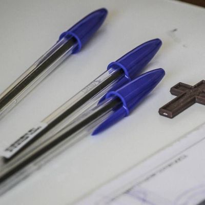 Θέματα Πανελληνίων Λατινικά: Δείτε τα θέματα πρώτοι στο Newsbomb.gr