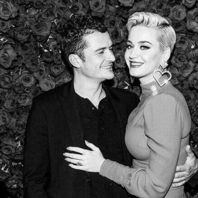 Bloom-Perry:Δεν θα πιστεύεις ποια διάσημη ηθοποιός θα βαφτίσει το μωρό τους