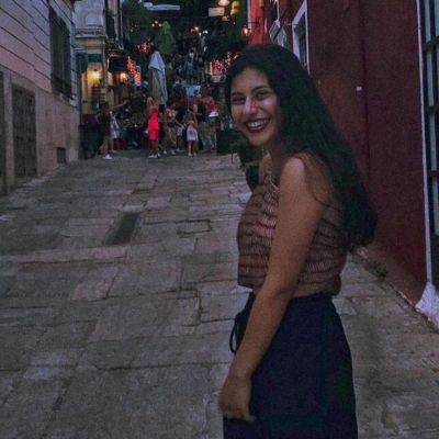 Kόρη Έλληνα ηθοποιού είναι πλέον μουσικός του δρόμου και έχει υπέροχη φωνή