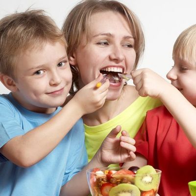 Φρουτοσαλάτες: Τι προσφέρουν στον οργανισμό και γιατί να τις προτιμούμε;