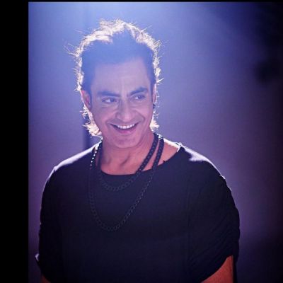 Σχοινάς:Ο γιος του είναι ολόιδιος-Η φωτό στην πισίνα και η απίστευτη ομοιότητα