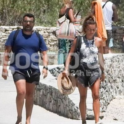 Ελένη Τσολάκη: Διακοπές στα Κουφονήσια – Σπάνιες φωτό με τον άντρα της
